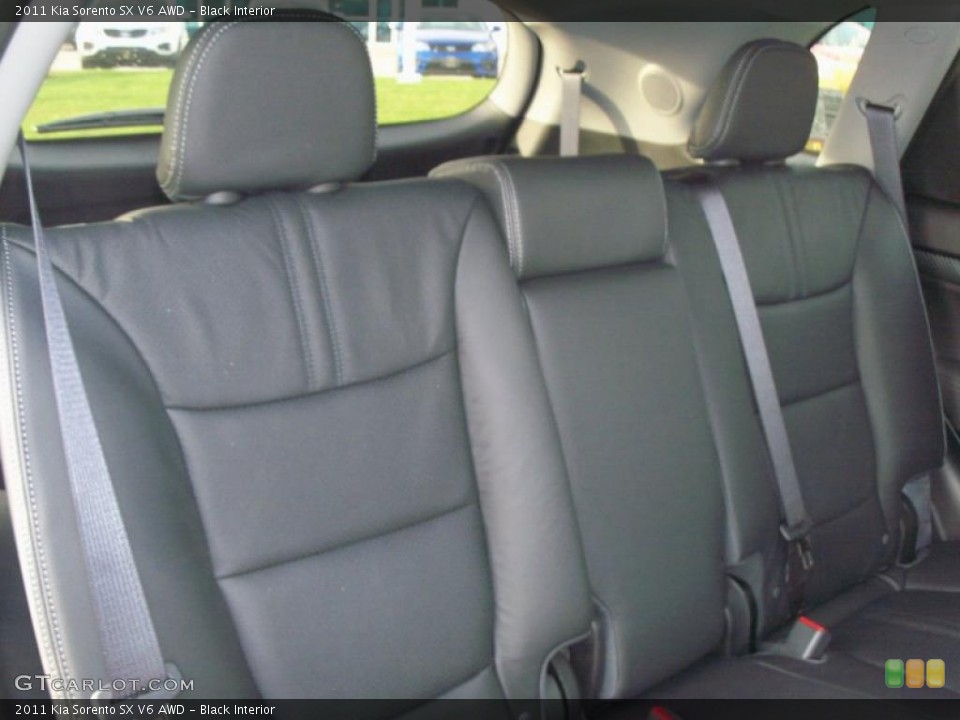 Black Interior Photo for the 2011 Kia Sorento SX V6 AWD #39097506