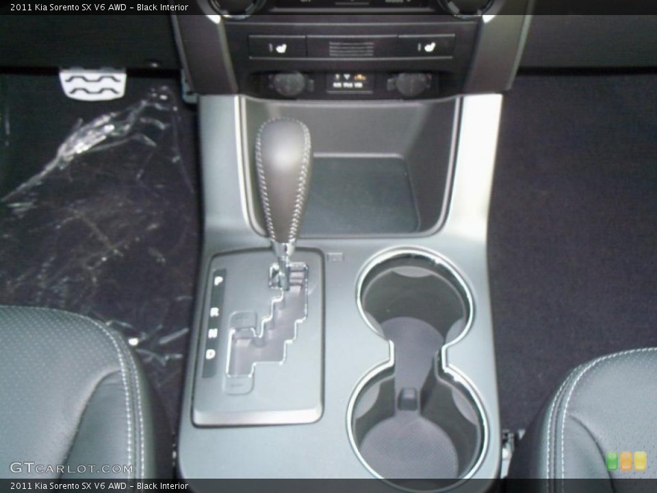 Black Interior Transmission for the 2011 Kia Sorento SX V6 AWD #39097730
