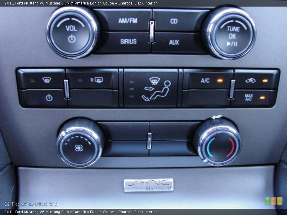 Charcoal Black Interior Controls for the 2011 Ford Mustang V6 Mustang Club of America Edition Coupe #39099990