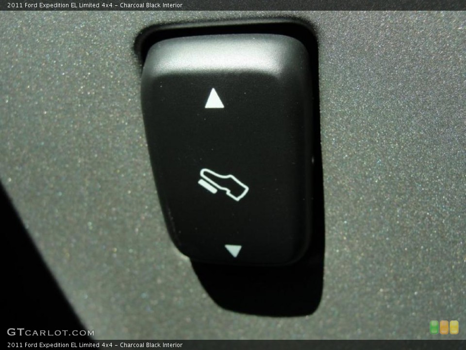 Charcoal Black Interior Controls for the 2011 Ford Expedition EL Limited 4x4 #39102550