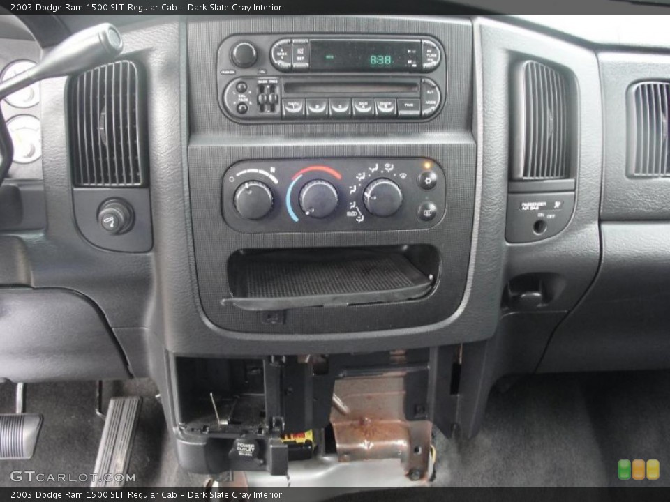 Dark Slate Gray Interior Controls for the 2003 Dodge Ram 1500 SLT Regular Cab #39103986