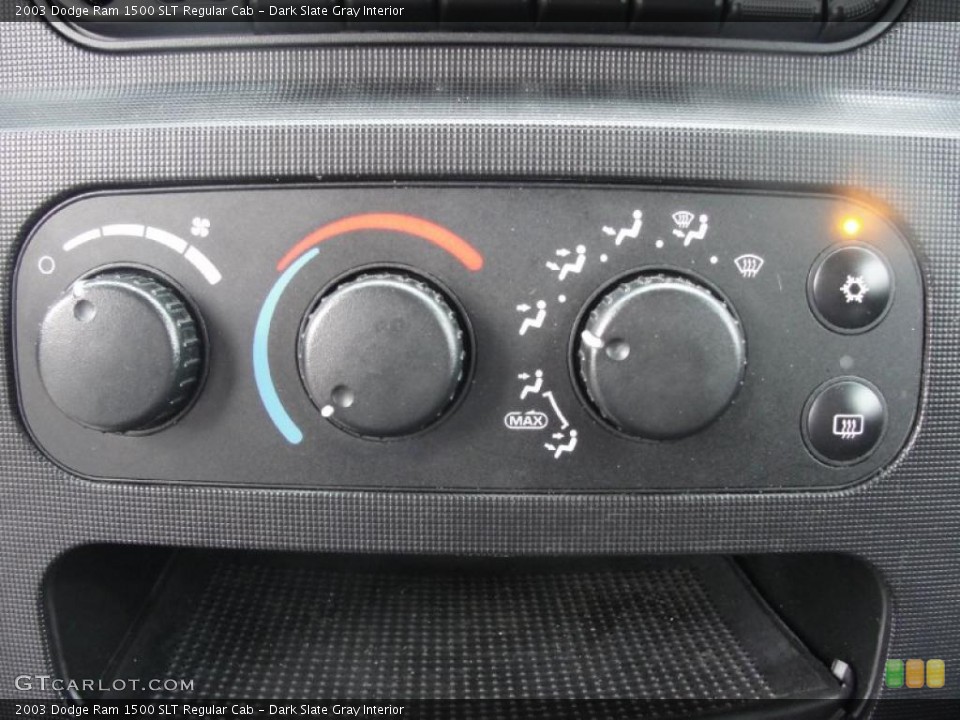 Dark Slate Gray Interior Controls for the 2003 Dodge Ram 1500 SLT Regular Cab #39104018