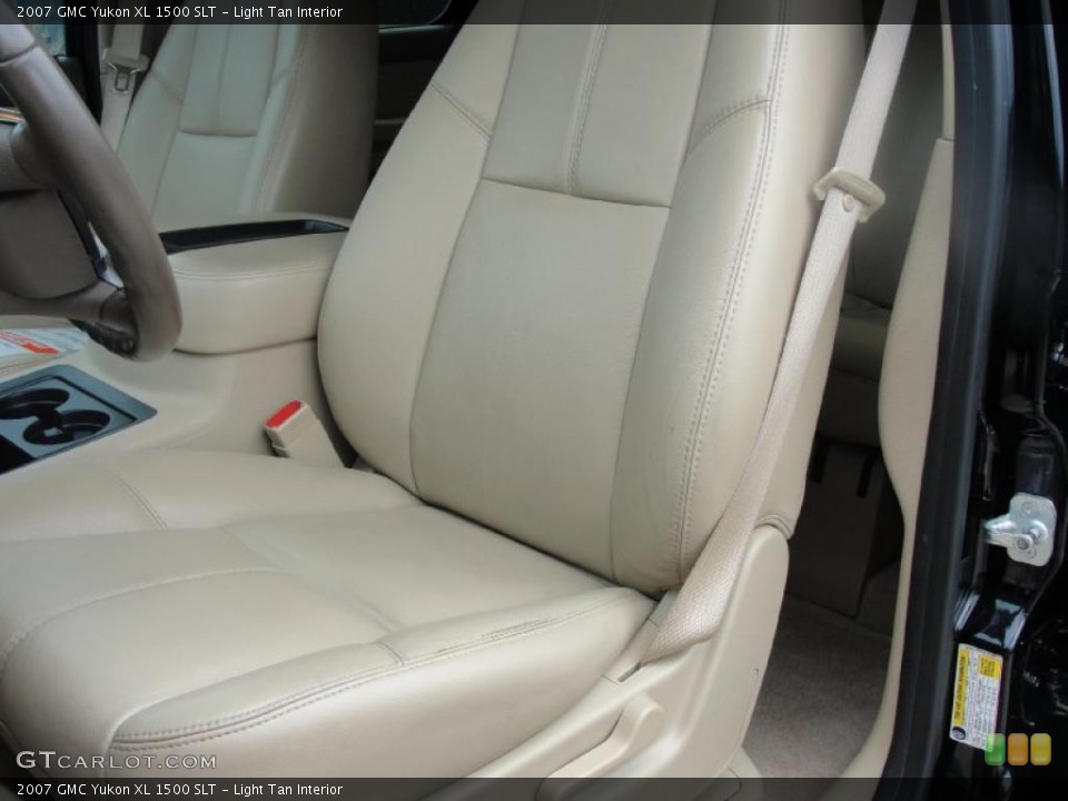 Light Tan Interior Photo for the 2007 GMC Yukon XL 1500 SLT #39109613