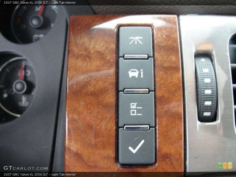 Light Tan Interior Controls for the 2007 GMC Yukon XL 1500 SLT #39109717