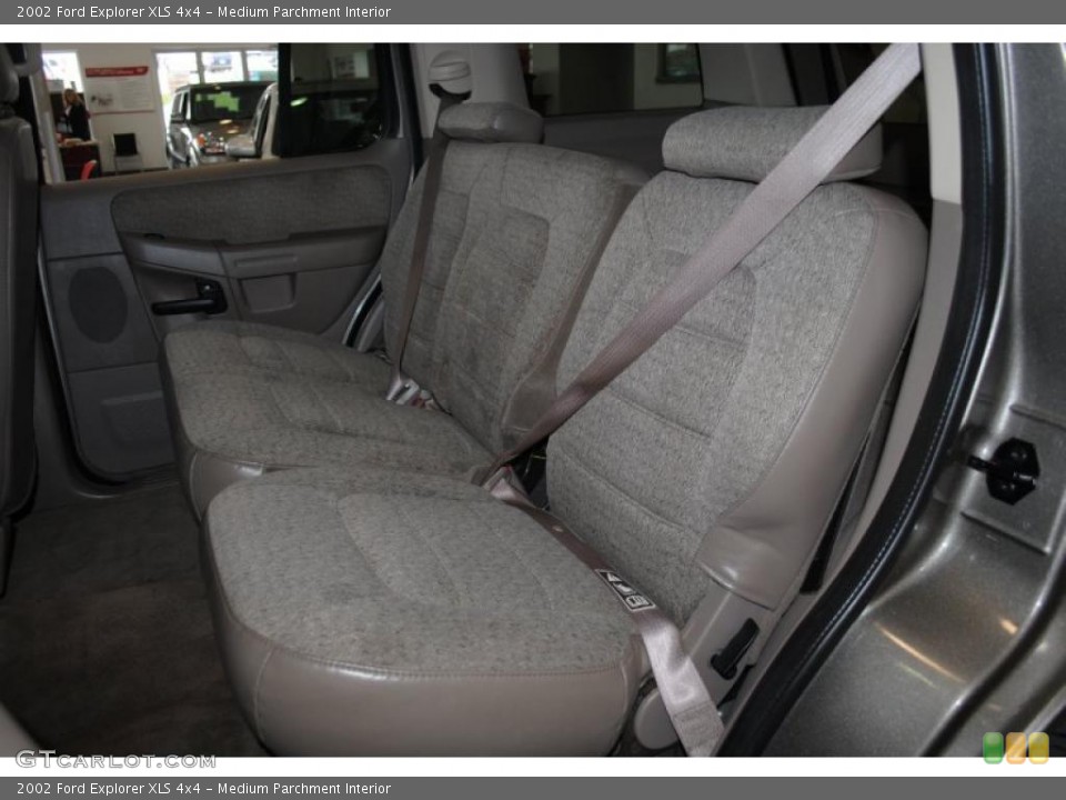 Medium Parchment Interior Photo for the 2002 Ford Explorer XLS 4x4 #39110485
