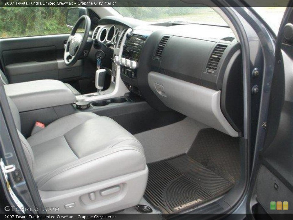 Graphite Gray Interior Photo for the 2007 Toyota Tundra Limited CrewMax #39110917