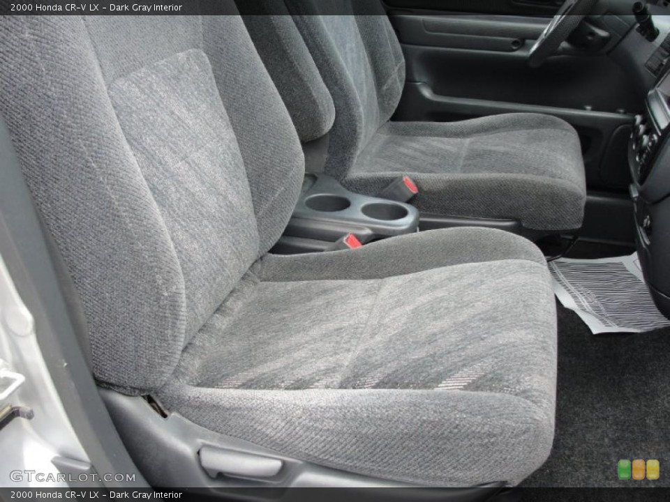 Dark Gray Interior Photo for the 2000 Honda CR-V LX #39111716