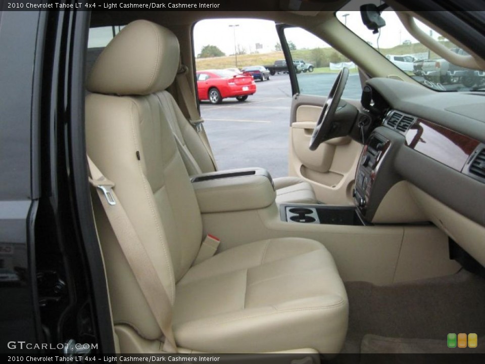 Light Cashmere/Dark Cashmere Interior Photo for the 2010 Chevrolet Tahoe LT 4x4 #39122254