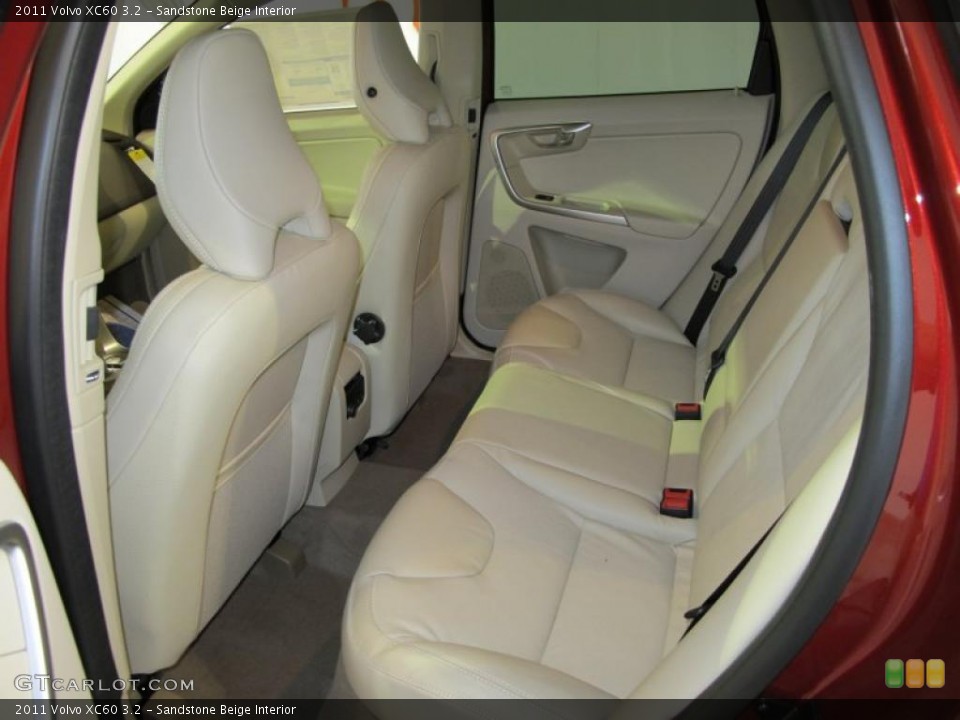Sandstone Beige Interior Photo for the 2011 Volvo XC60 3.2 #39129951