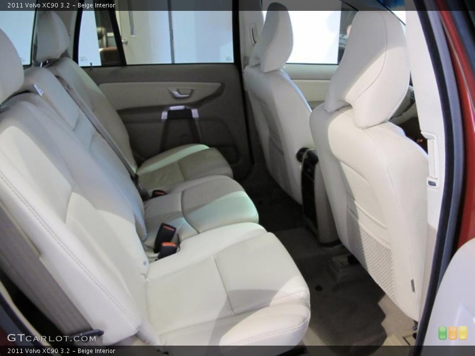 Beige Interior Photo for the 2011 Volvo XC90 3.2 #39130223
