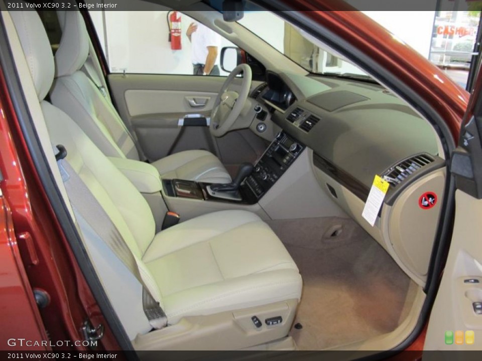 Beige Interior Photo for the 2011 Volvo XC90 3.2 #39130251