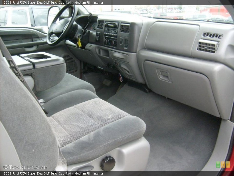 Medium Flint Interior Dashboard for the 2003 Ford F350 Super Duty XLT SuperCab 4x4 #39130423
