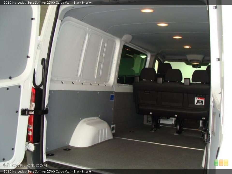 Black Interior Photo for the 2010 Mercedes-Benz Sprinter 2500 Cargo Van #39131507