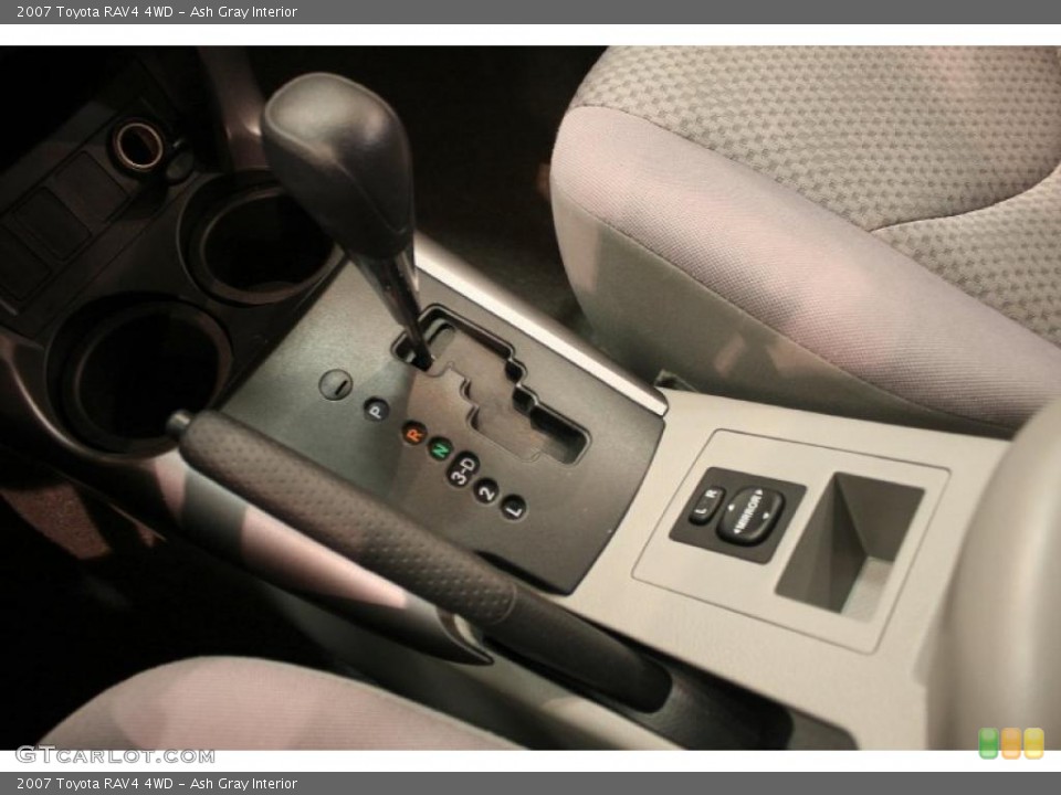 Ash Gray Interior Transmission for the 2007 Toyota RAV4 4WD #39132435