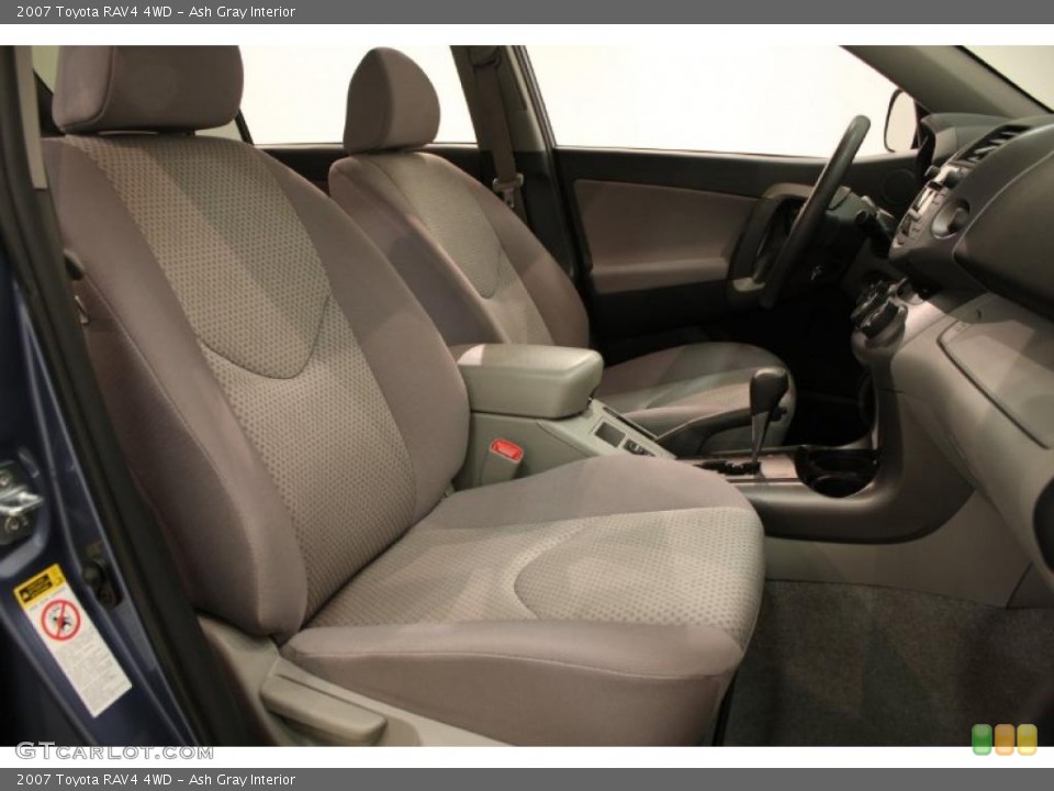 Ash Gray Interior Photo for the 2007 Toyota RAV4 4WD #39132451