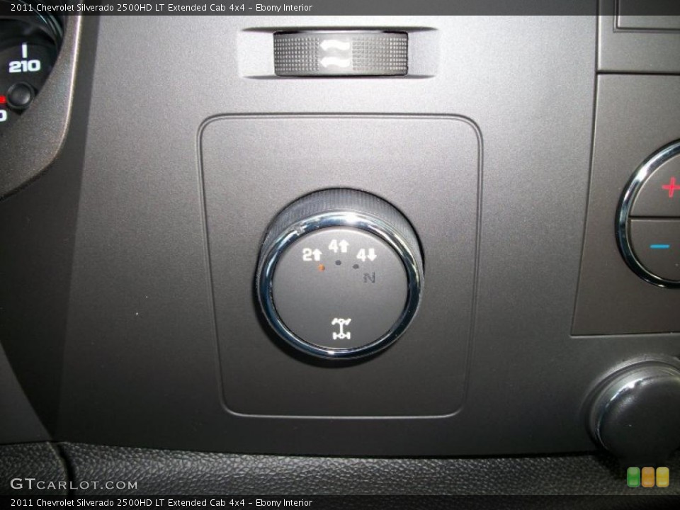 Ebony Interior Controls for the 2011 Chevrolet Silverado 2500HD LT Extended Cab 4x4 #39132875