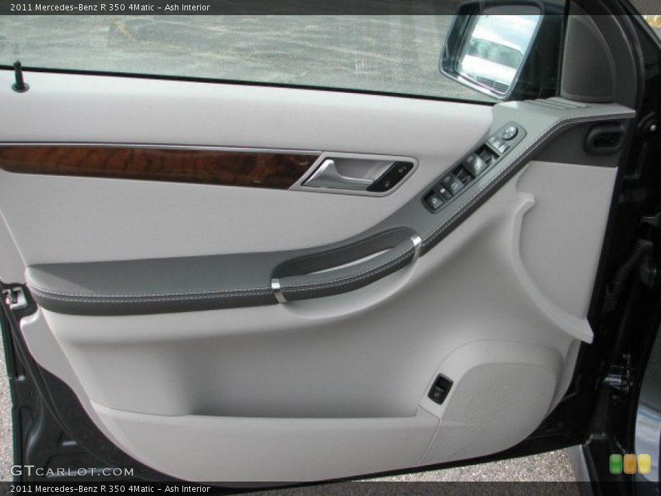 Ash Interior Door Panel for the 2011 Mercedes-Benz R 350 4Matic #39133871