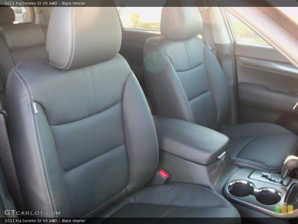 Black Interior Photo for the 2011 Kia Sorento SX V6 AWD #39134675