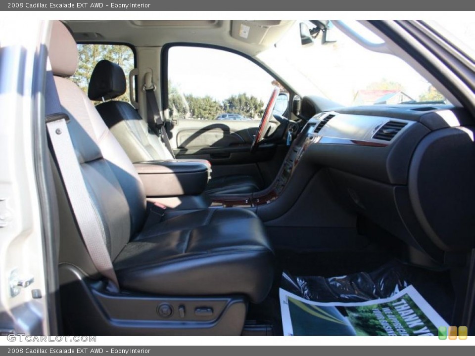 Ebony Interior Photo for the 2008 Cadillac Escalade EXT AWD #39135745