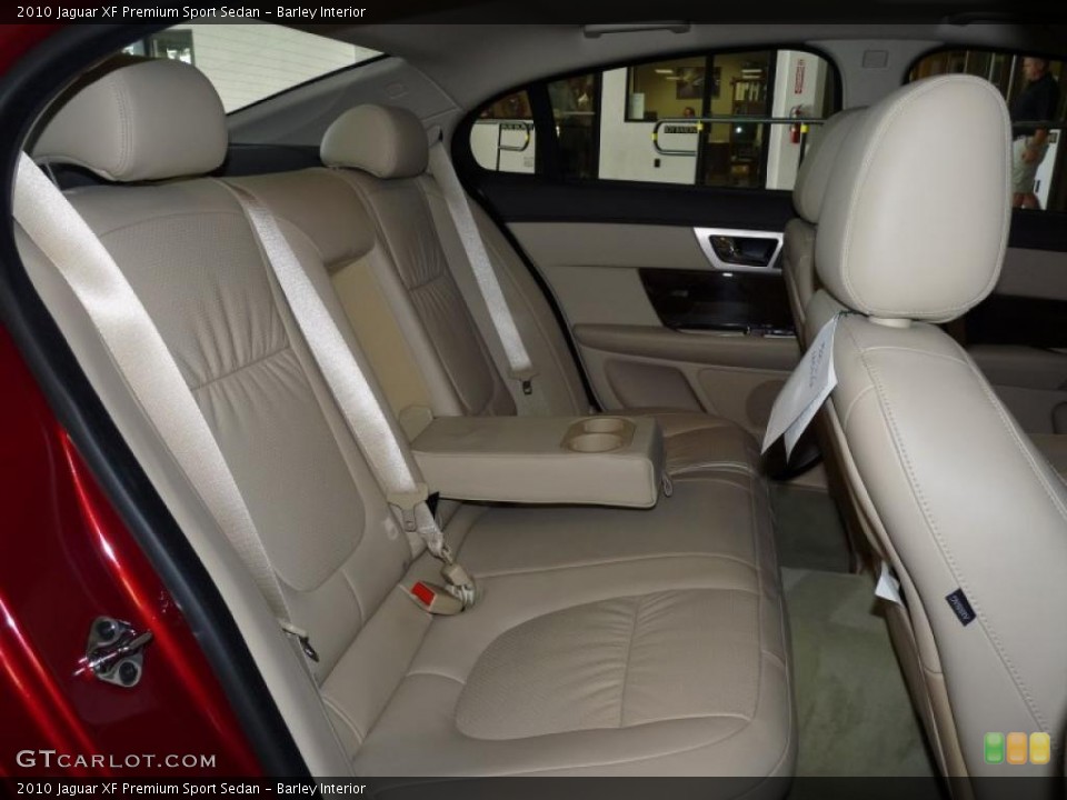 Barley Interior Photo for the 2010 Jaguar XF Premium Sport Sedan #39137526