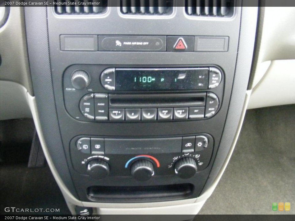 Medium Slate Gray Interior Controls for the 2007 Dodge Caravan SE #39140382