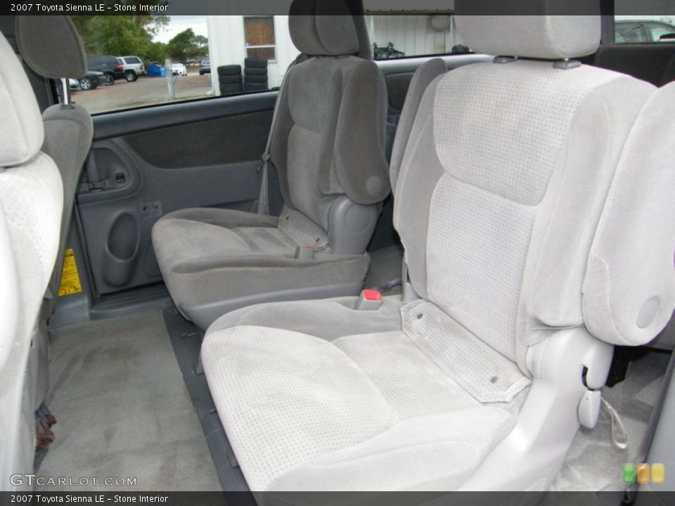 Stone Interior Photo for the 2007 Toyota Sienna LE #39142650