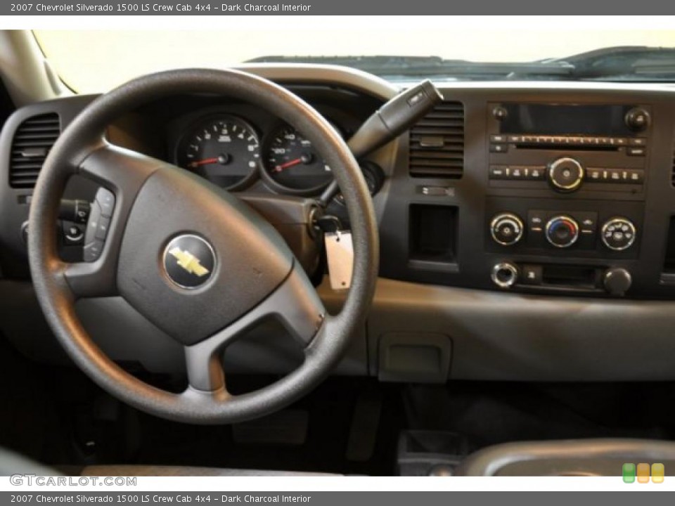 Dark Charcoal Interior Dashboard for the 2007 Chevrolet Silverado 1500 LS Crew Cab 4x4 #39143086