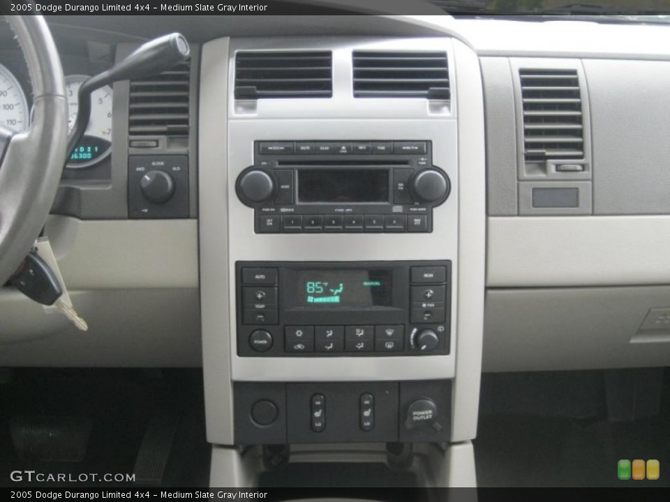 Medium Slate Gray Interior Controls for the 2005 Dodge Durango Limited 4x4 #39144162