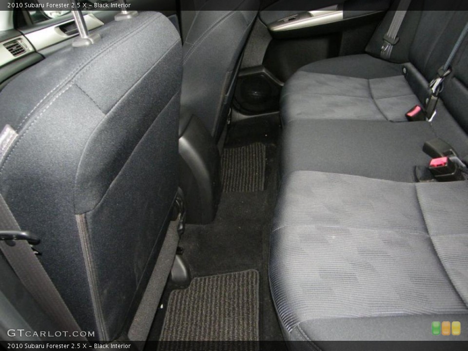 Black Interior Photo for the 2010 Subaru Forester 2.5 X #39145186