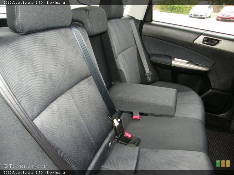 Black Interior Photo for the 2010 Subaru Forester 2.5 X #39145210