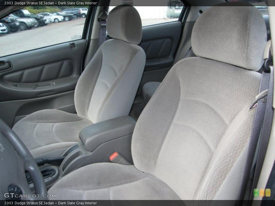 Dark Slate Gray Interior Photo for the 2003 Dodge Stratus SE Sedan #39145378