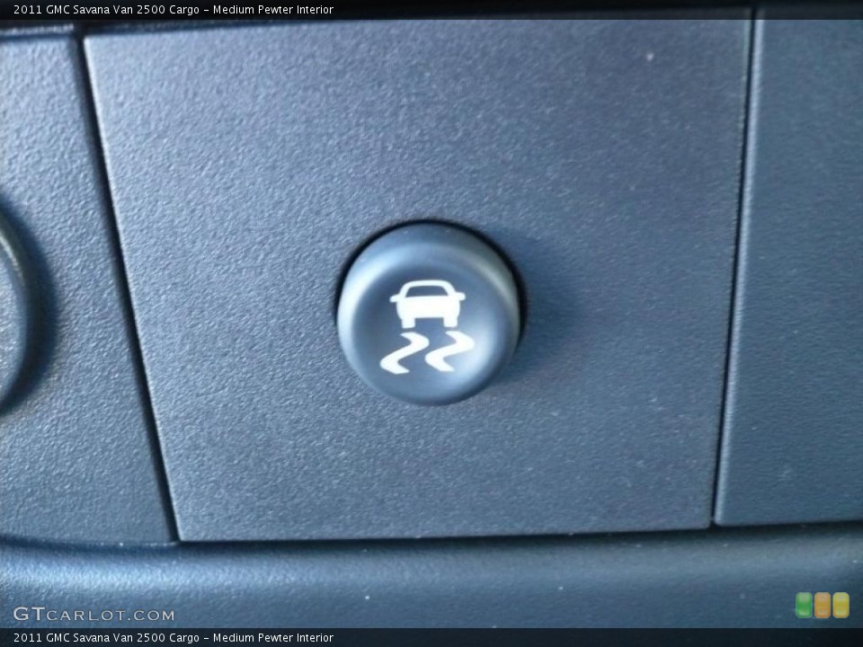 Medium Pewter Interior Controls for the 2011 GMC Savana Van 2500 Cargo #39150465