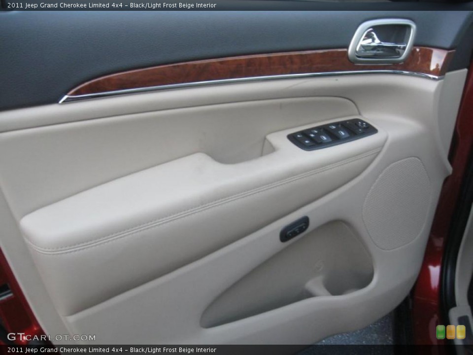 Black/Light Frost Beige Interior Door Panel for the 2011 Jeep Grand Cherokee Limited 4x4 #39153645