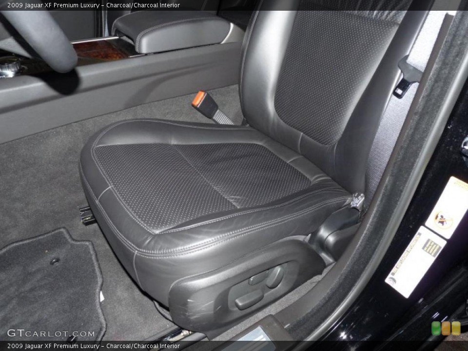 Charcoal/Charcoal Interior Photo for the 2009 Jaguar XF Premium Luxury #39158509