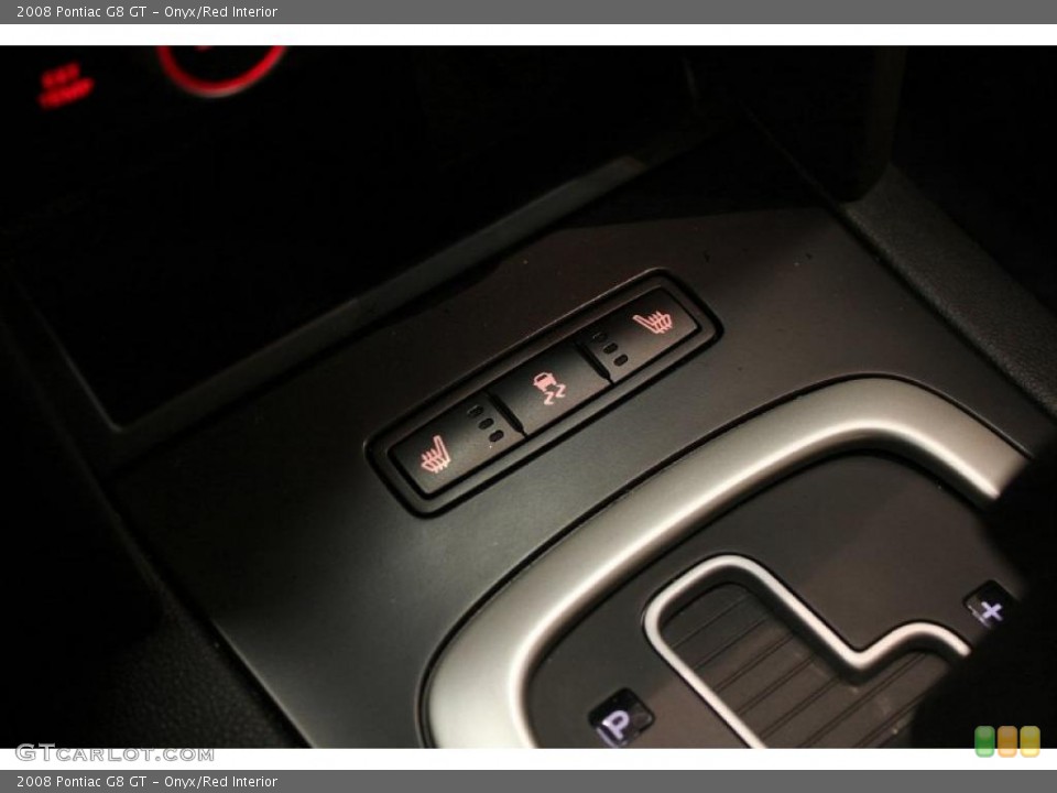 Onyx/Red Interior Controls for the 2008 Pontiac G8 GT #39160538