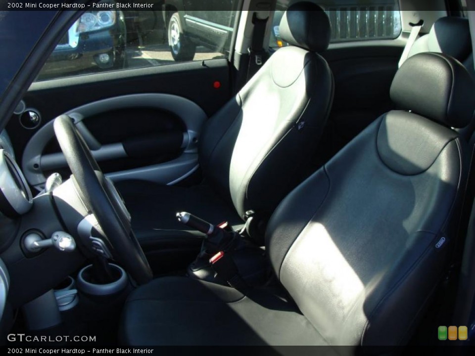 Panther Black Interior Photo for the 2002 Mini Cooper Hardtop #39161322