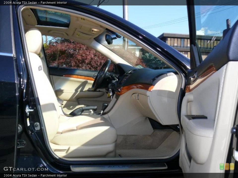 Parchment Interior Photo for the 2004 Acura TSX Sedan #39163346