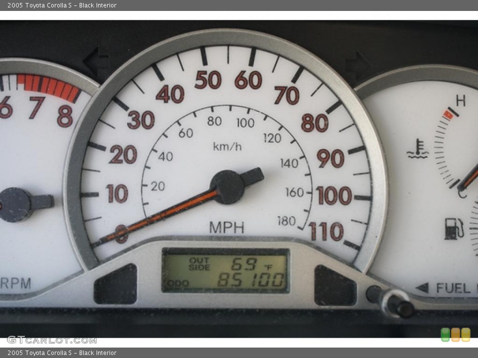 Black Interior Gauges for the 2005 Toyota Corolla S #39164574