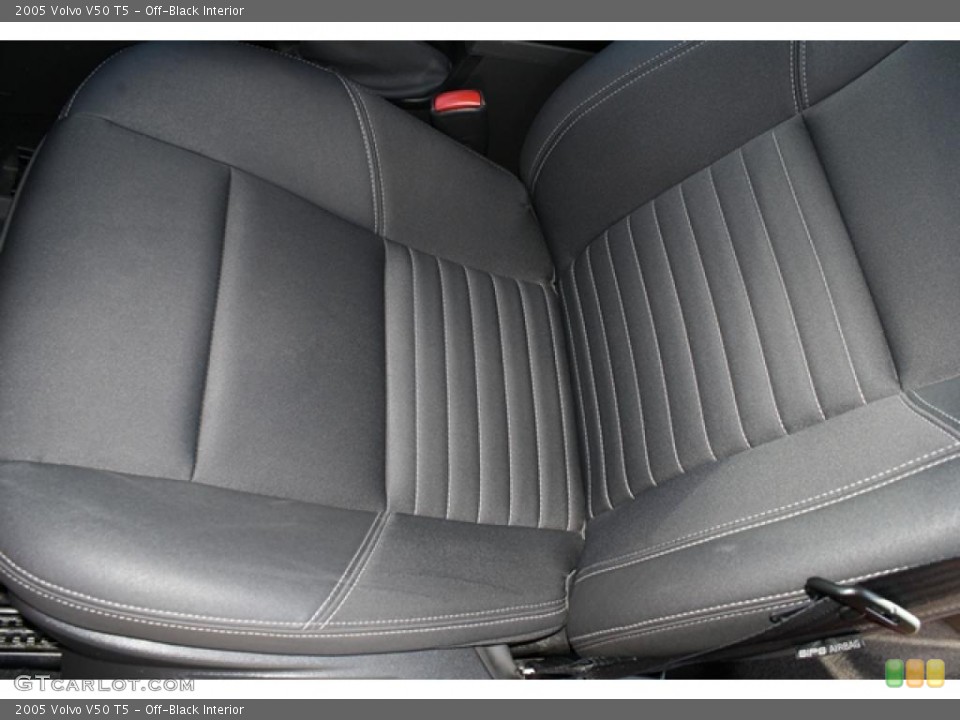 Off-Black Interior Photo for the 2005 Volvo V50 T5 #39166522