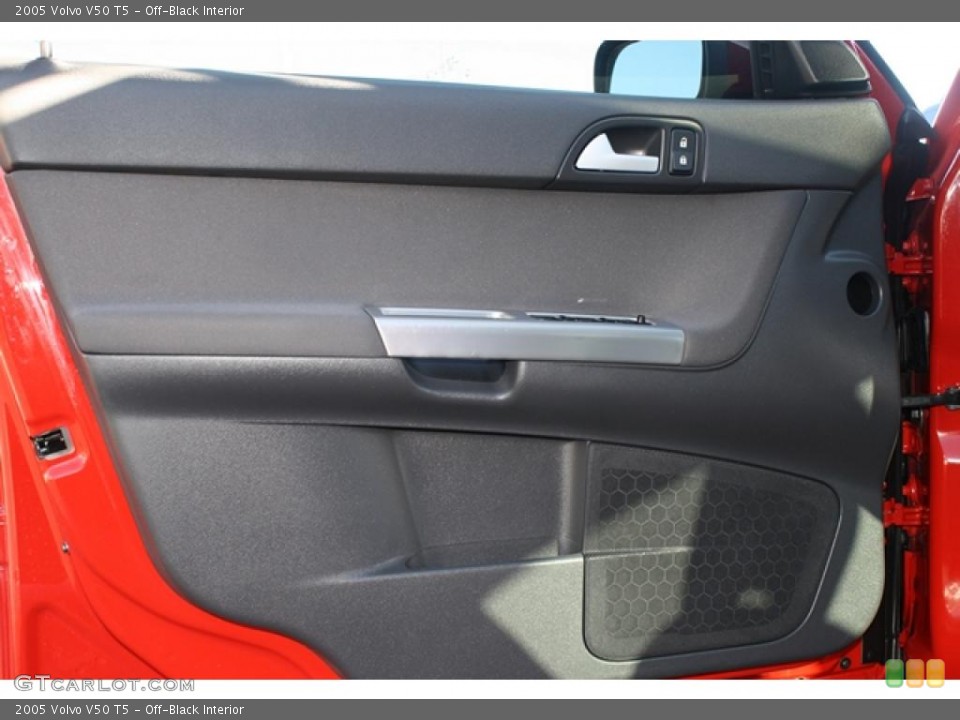 Off-Black Interior Door Panel for the 2005 Volvo V50 T5 #39166574