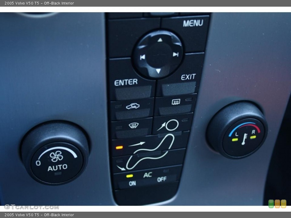 Off-Black Interior Controls for the 2005 Volvo V50 T5 #39166698