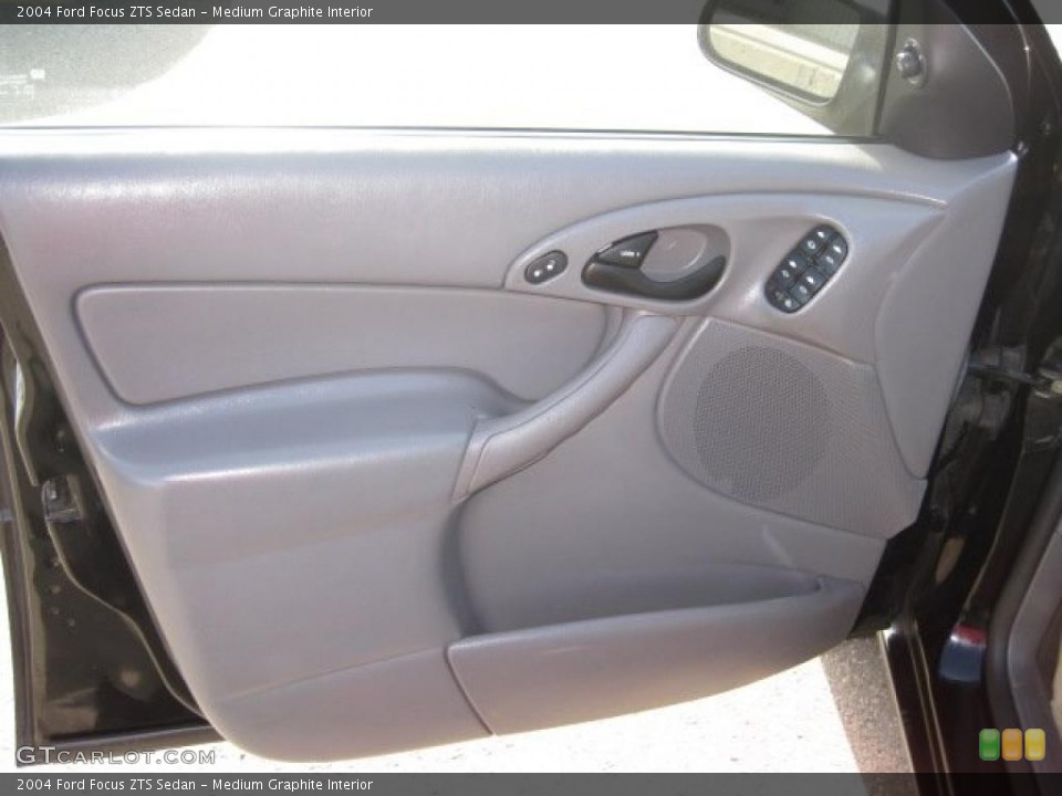 Medium Graphite Interior Door Panel for the 2004 Ford Focus ZTS Sedan #39166706