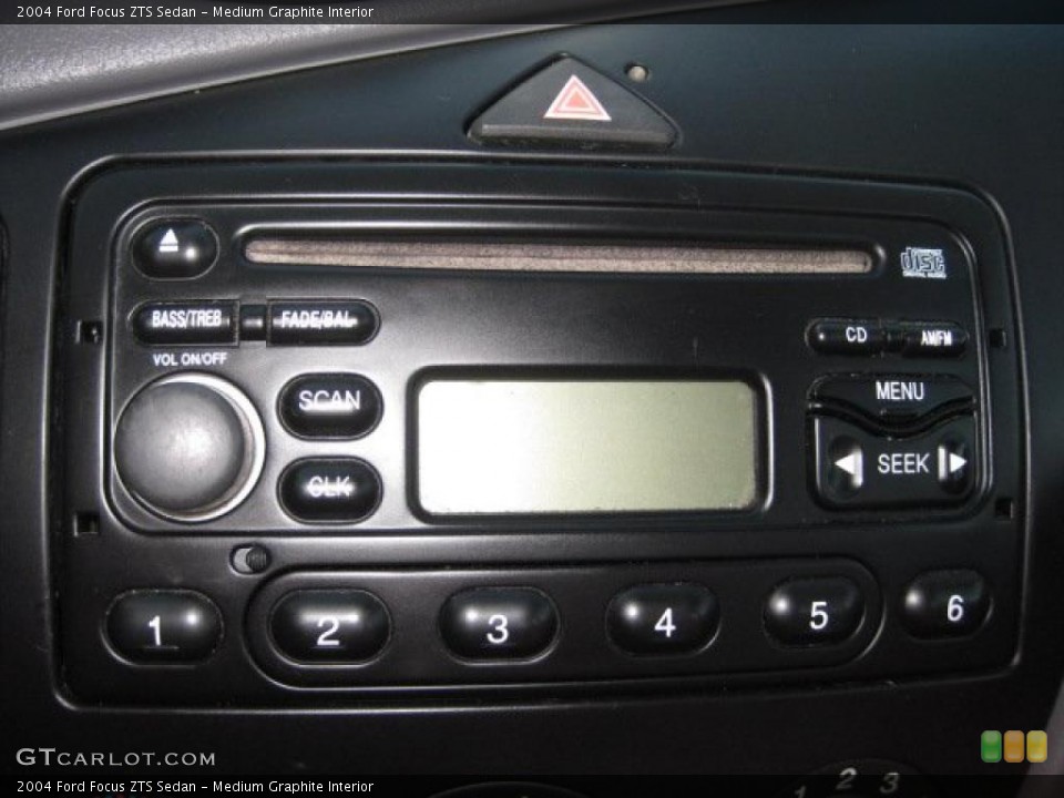 Medium Graphite Interior Controls for the 2004 Ford Focus ZTS Sedan #39166774