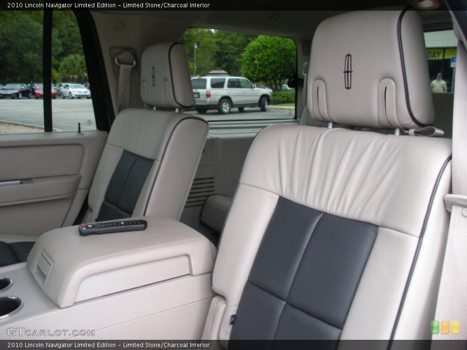 Limited Stone/Charcoal Interior Photo for the 2010 Lincoln Navigator Limited Edition #39168254