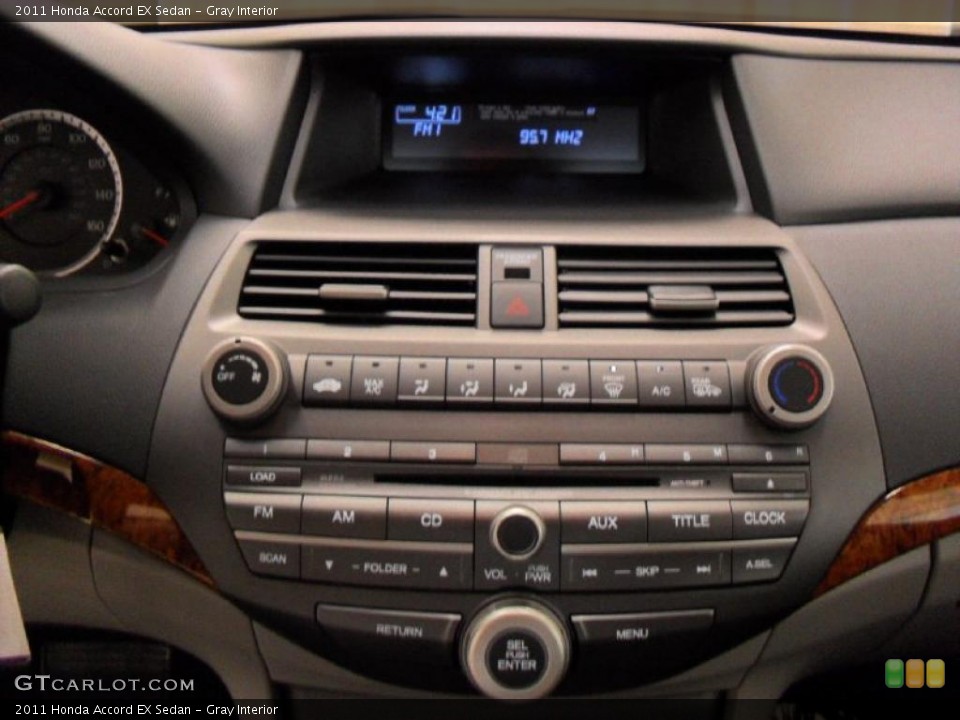 Gray Interior Controls for the 2011 Honda Accord EX Sedan #39171890
