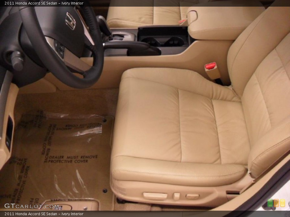 Ivory Interior Photo for the 2011 Honda Accord SE Sedan #39174310