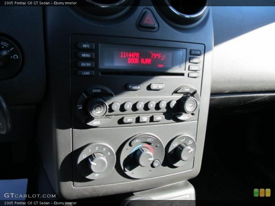 Ebony Interior Controls for the 2005 Pontiac G6 GT Sedan #39176031