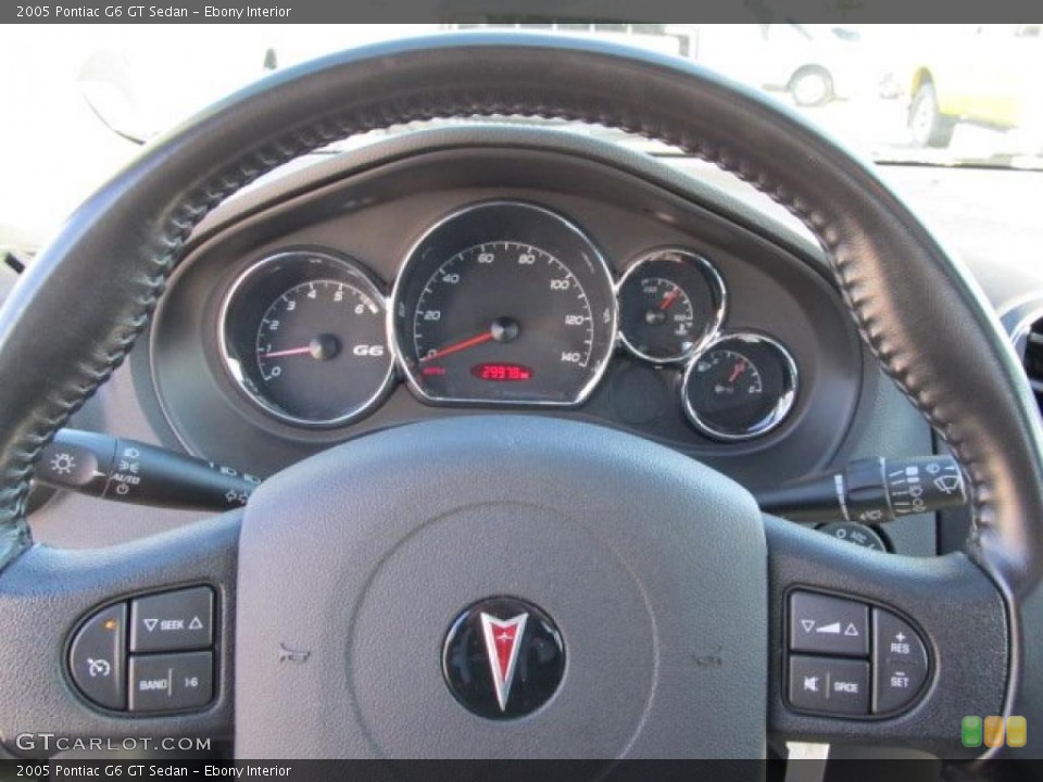 Ebony Interior Controls for the 2005 Pontiac G6 GT Sedan #39176039
