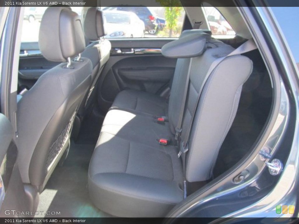 Black Interior Photo for the 2011 Kia Sorento LX V6 AWD #39177283