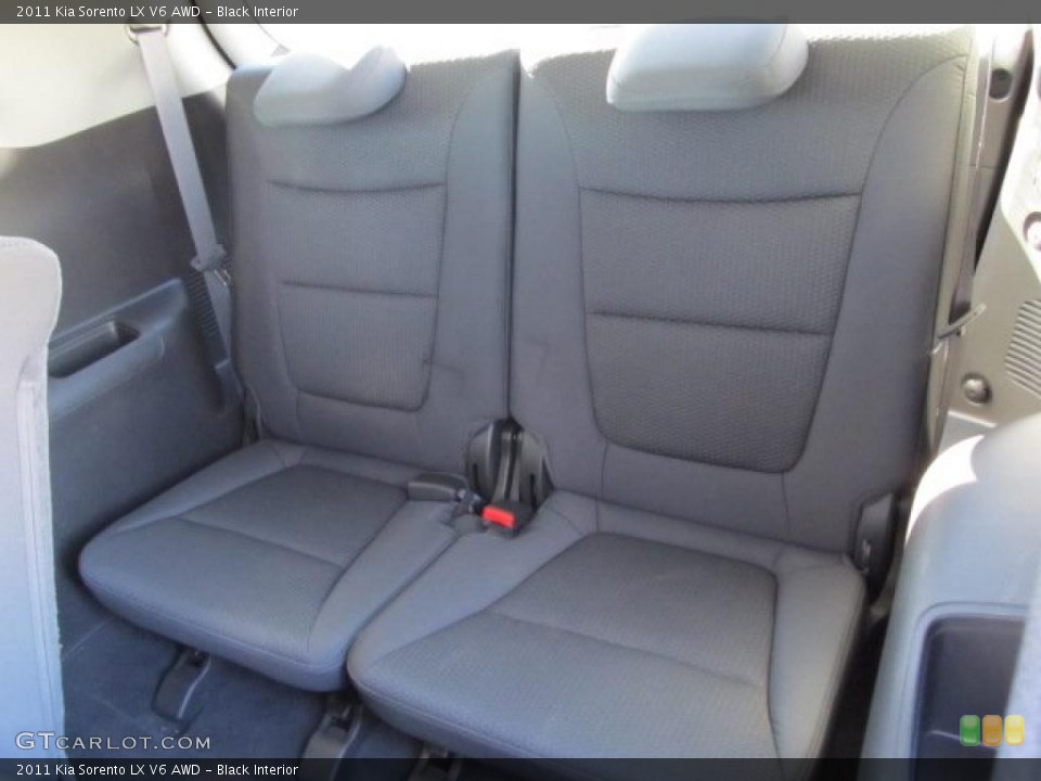 Black Interior Photo for the 2011 Kia Sorento LX V6 AWD #39177295